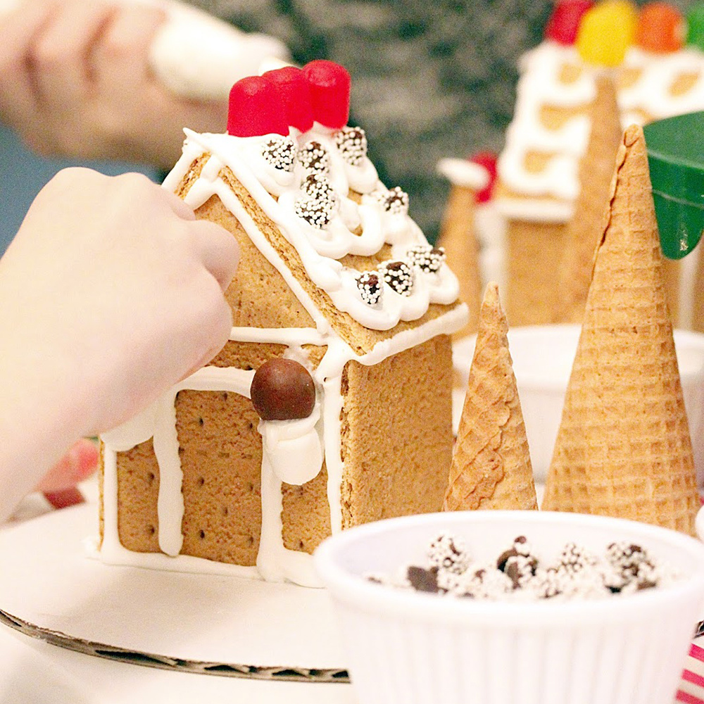 gingerbread-house